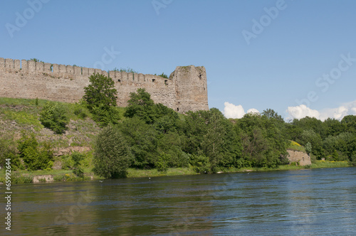 Вид на Новую (Водяную) башню. Ивангородская крепость