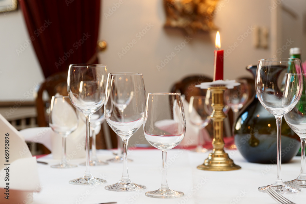 Table setting in a restaurant Table setting in a restaurant