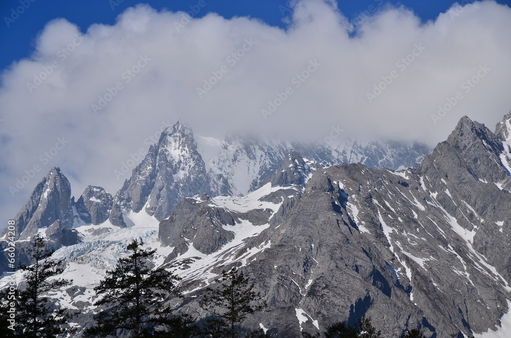 Obraz premium Alpine Mountain Peak