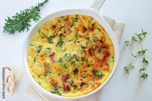 Kale and bacon frittata