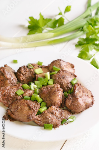 Chicken liver with green onion