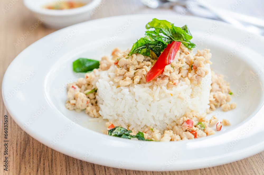 Spicy fried chicken with basil and rice Spicy fried chicken with basil and rice