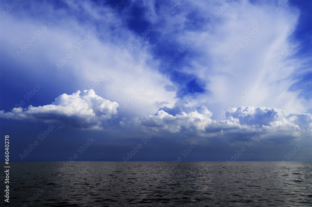 Cloudy sky and sea Cloudy sky and sea