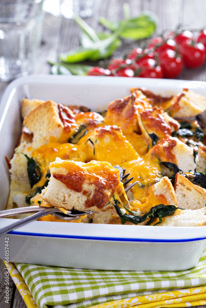 Spinach, bread and cheese strata Spinach, bread and cheese strata