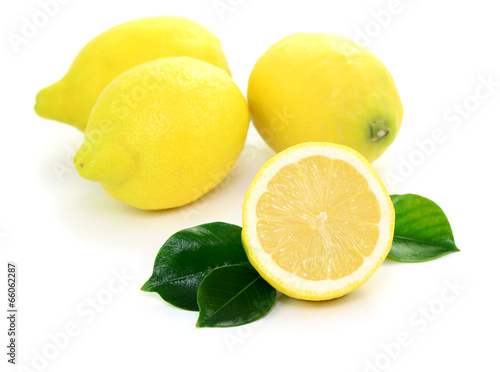 Zitrone, Blätter