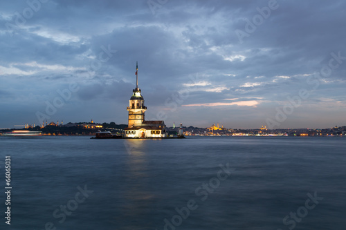 Maiden's Tower © EvrenKalinbacak