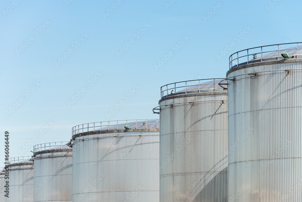 Storage tanks