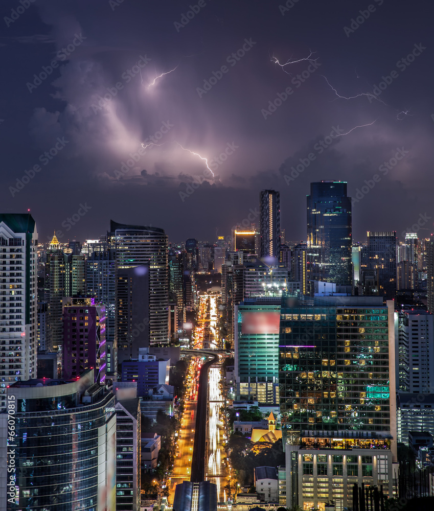 Fototapeta premium main traffic high way under raining and storm