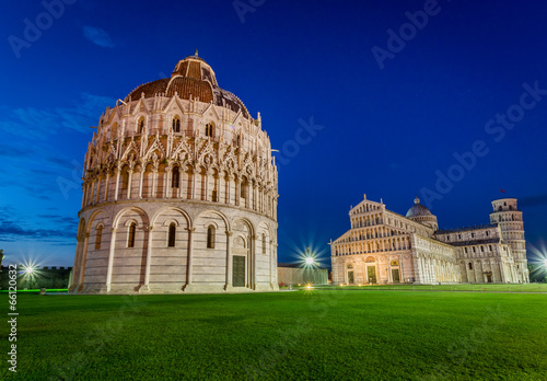 Ancient monuments in Pisa a...