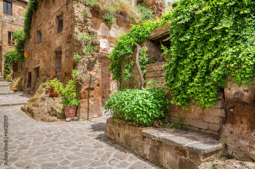 Fototapeta Naklejka Na Ścianę i Meble -  Ancient town in Tuscany