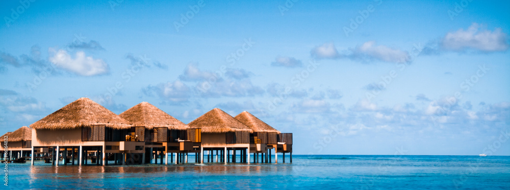 Obraz premium Over water bungalows with steps