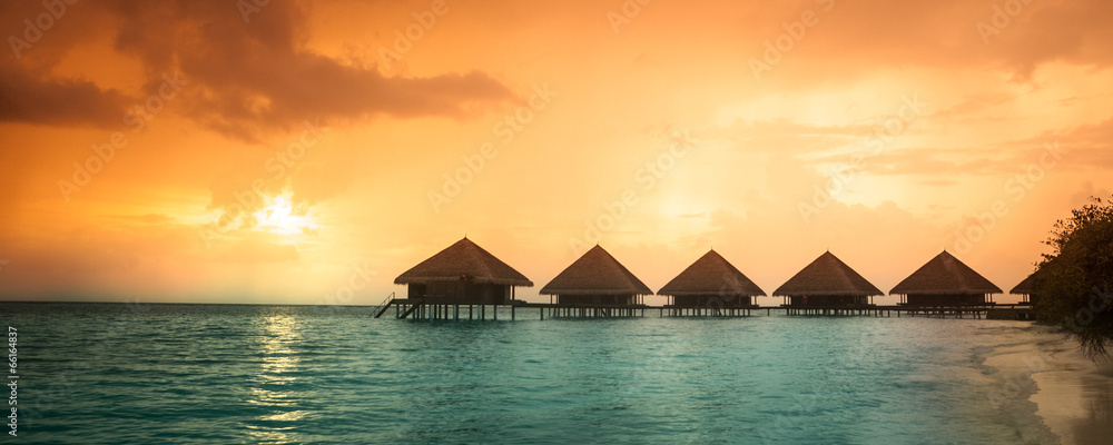 Over water bungalows with steps - obrazy, fototapety, plakaty 