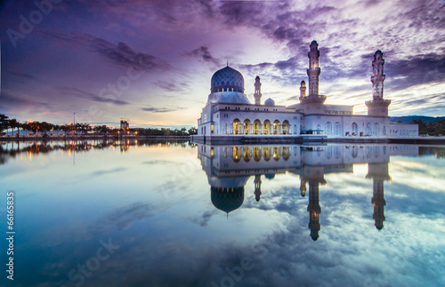 Sunrise Kota LIkas Mosque Sabah Malaysia