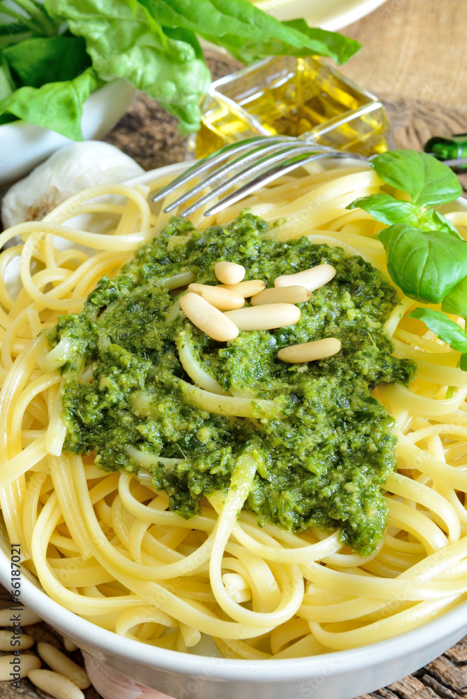 linguine pasta by pesto linguine pasta by pesto
