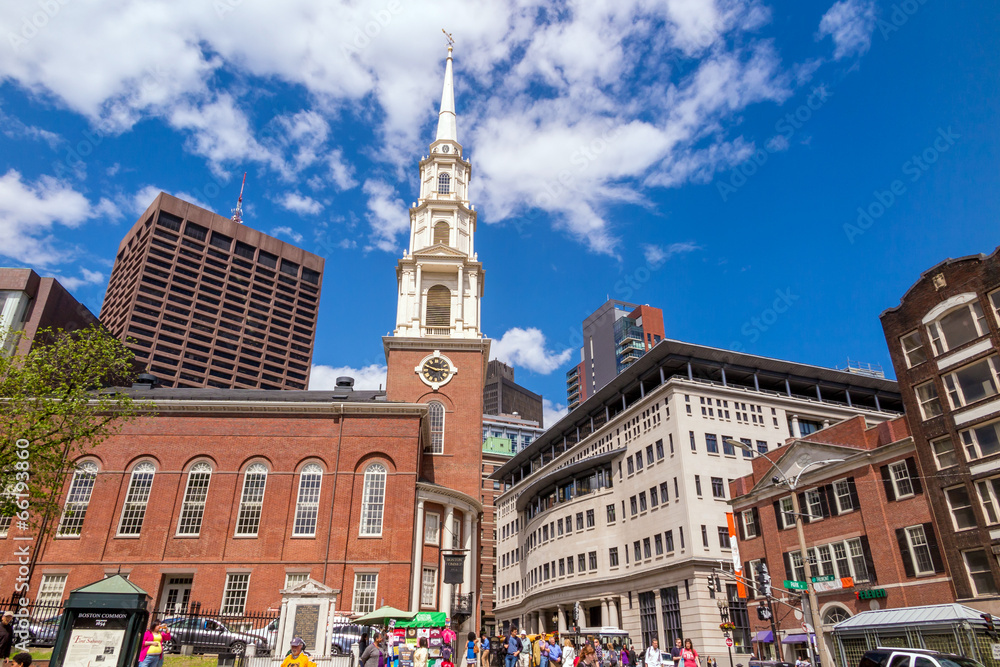 Boston's Freedom trail with the Park Street Church in the backgr
