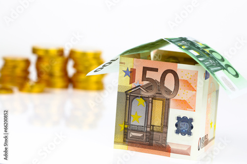 Maison en billet euros photo