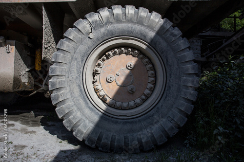 big wheel excavator tire