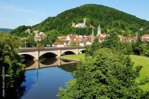 Gemünden am Main, Blick auf die Altstadt mit Scherenburg