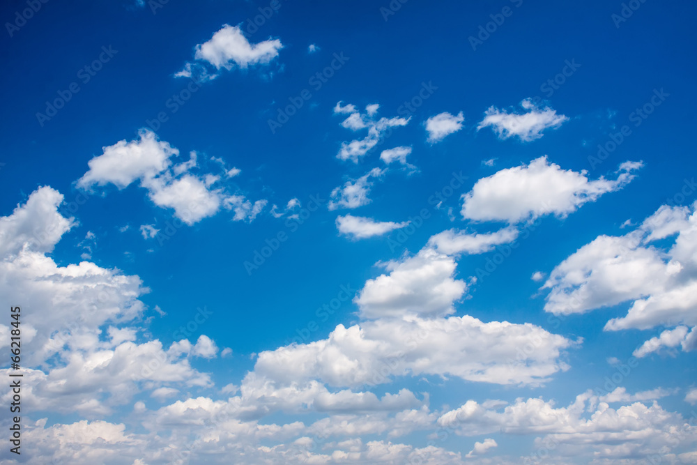 Fototapeta premium Clouds on blue sky