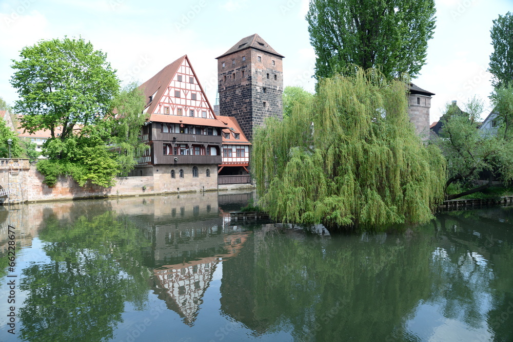 Weinstadl und Wasserturm in Nürnberg Weinstadl und Wasserturm in Nürnberg