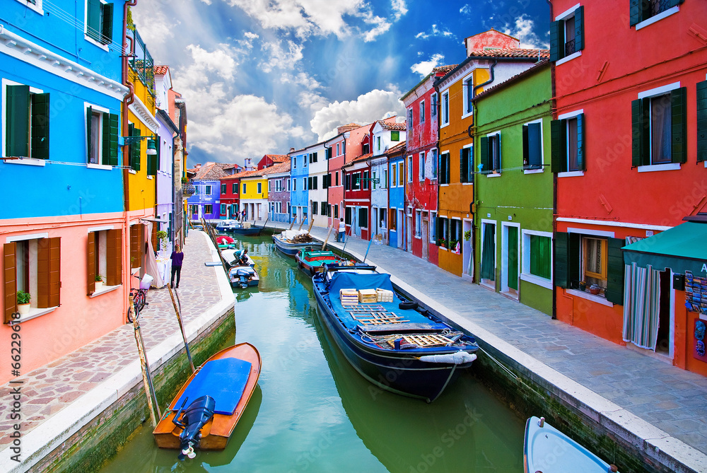 Obraz premium Wenecja, kanał wyspy Burano