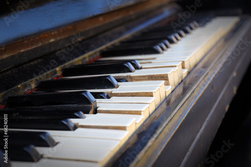 Wallpaper Mural Broken piano keys. Torontodigital.ca