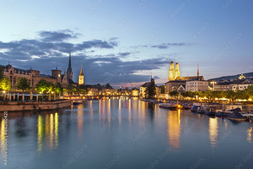 Fototapeta premium Limmat river in Zurich