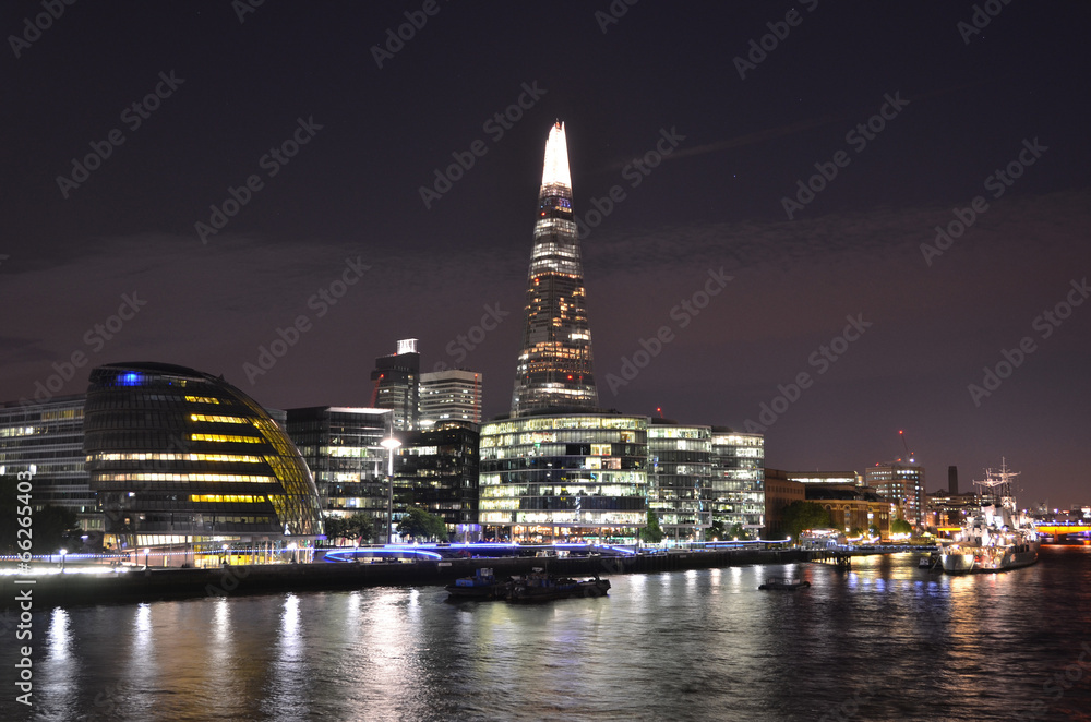 London by night London by night