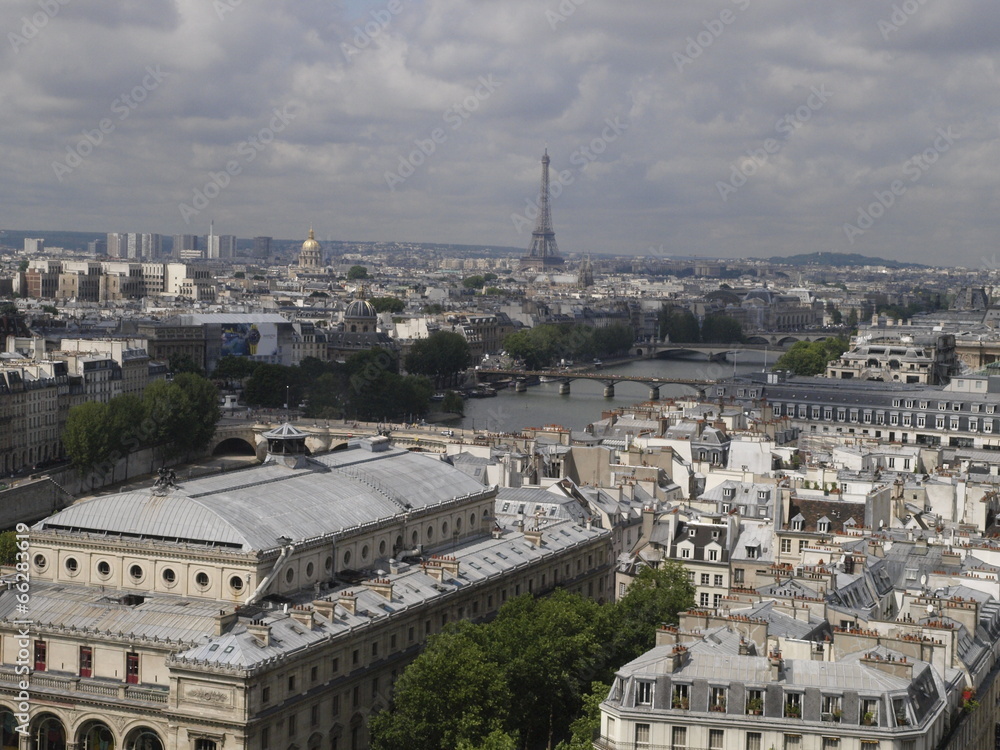 Vista aerea desde la Torre de Santiago en París