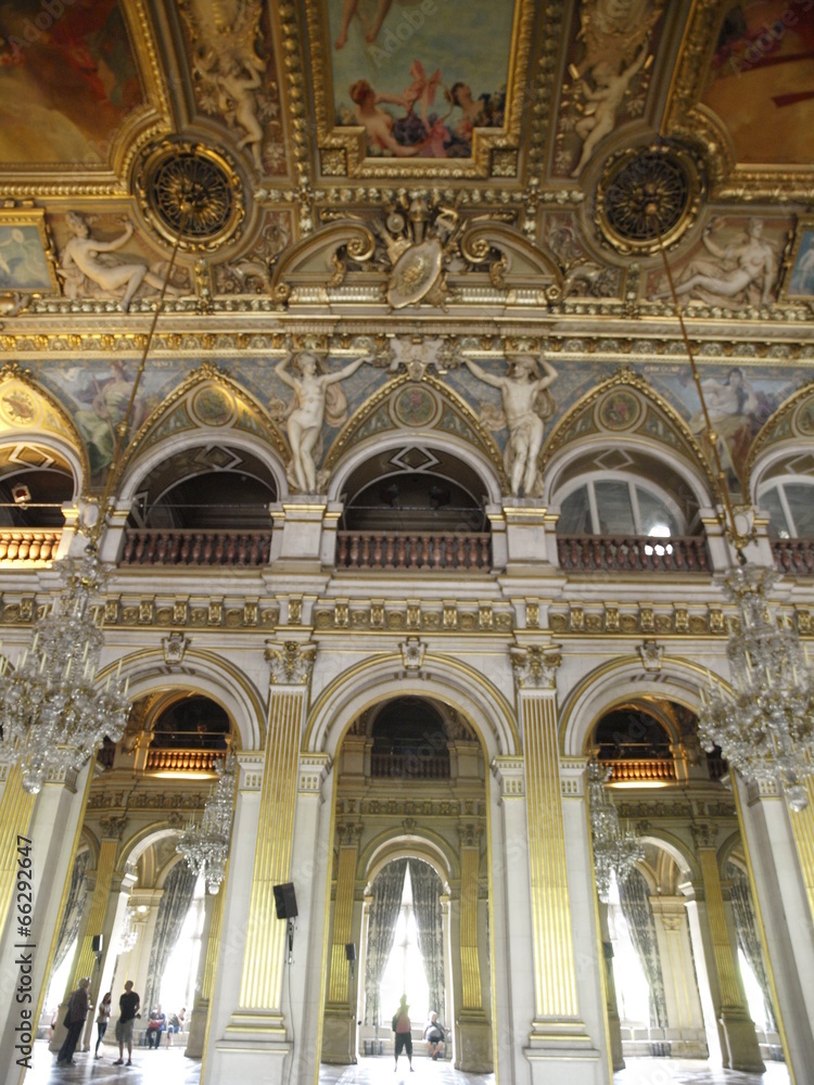 Interior del Ayuntamiento de París