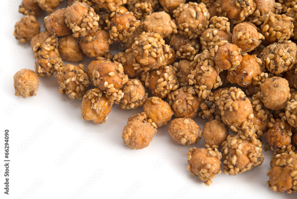 Geröstete Kichererbsen mit Sesam und Honig Geröstete Kichererbsen mit Sesam und Honig