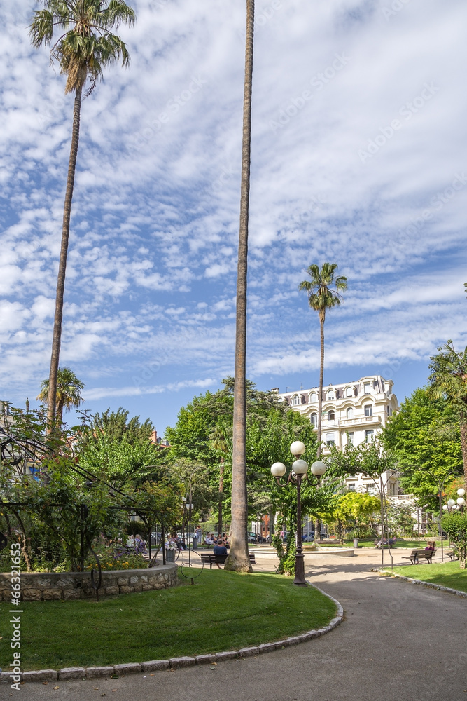 Fototapeta premium Nice, France. In one of the city parks