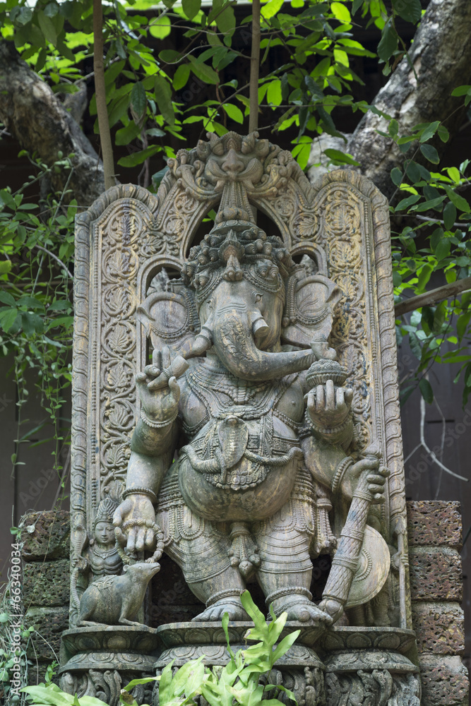 Ganesh Ganesha Kanesha