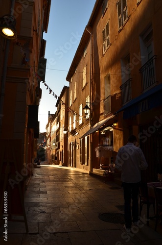 Ruelle de Saint Tropez © elophotos