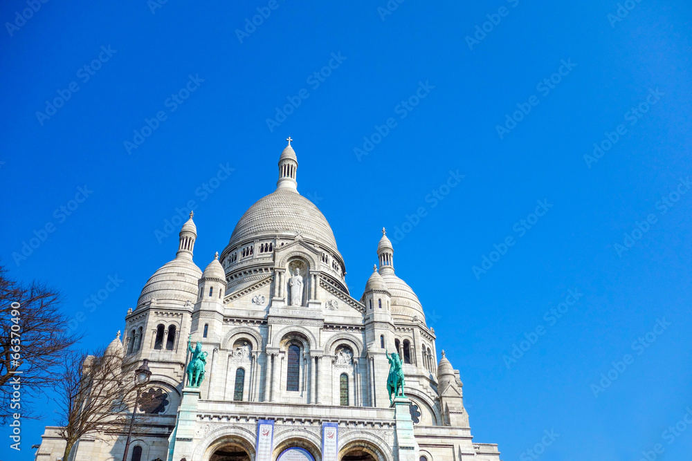 Sacre-Coeur church in Montmartre,paris
