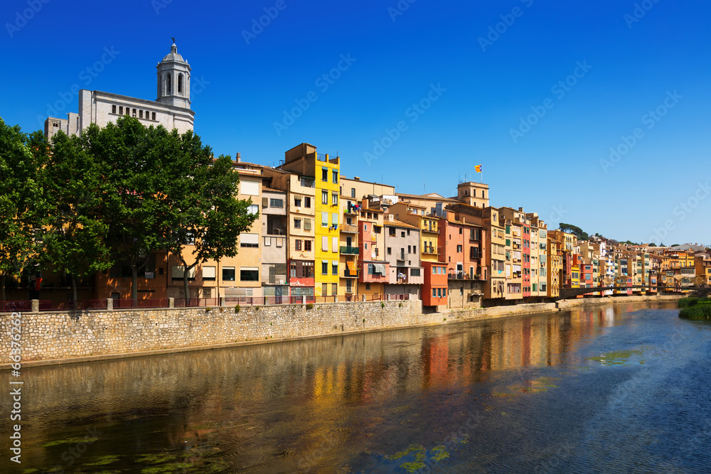  picturesque houses on river bank of Onyar. Girona