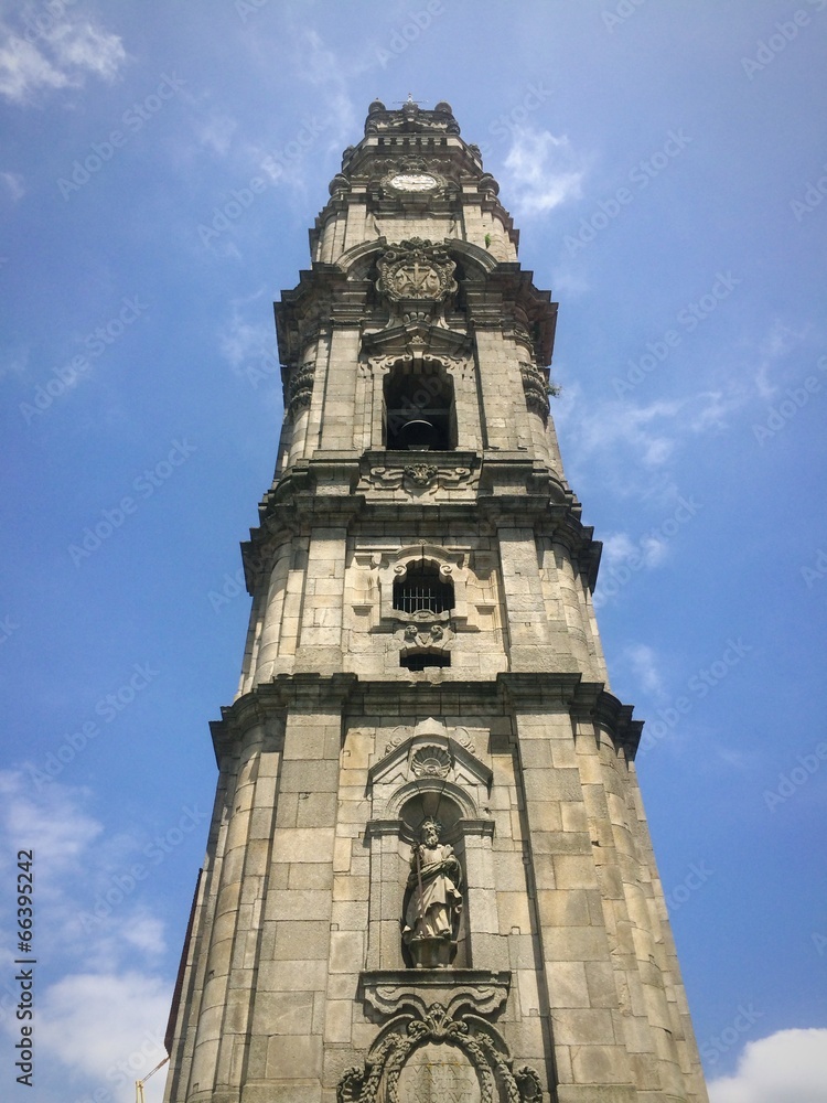 Fototapeta premium clerics tower in Porto