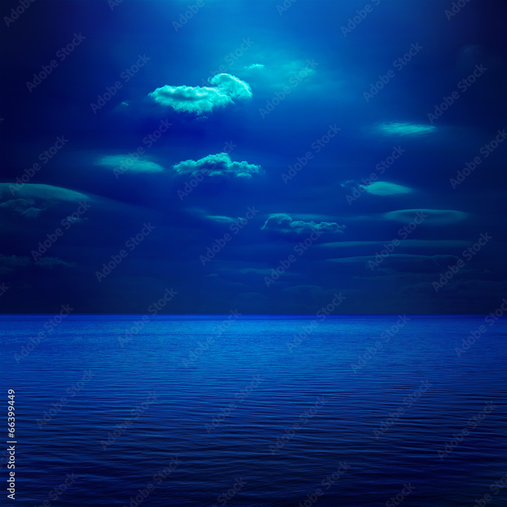 Fototapeta premium dark blue moonlight over sea