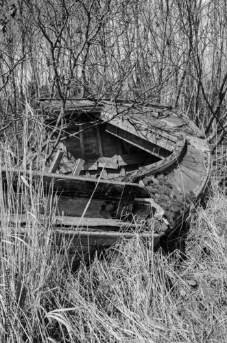 Abandoned Boat © latitude59
