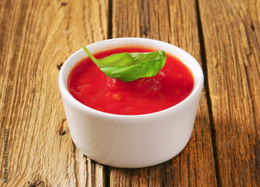 Tomato puree Tomato puree