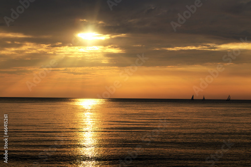 Sparkling Sunset on the Lake © fallesen