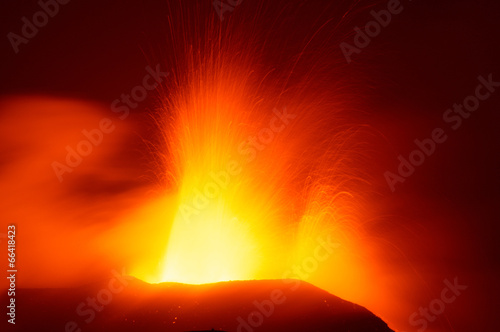 Vulcano Etna Sicilia photo