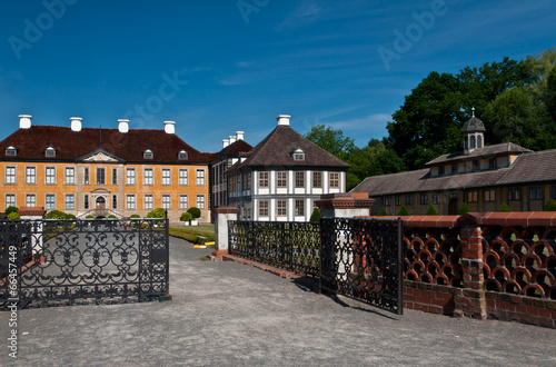 Eingang Schloss Oranienbaum © Stockfotos-MG