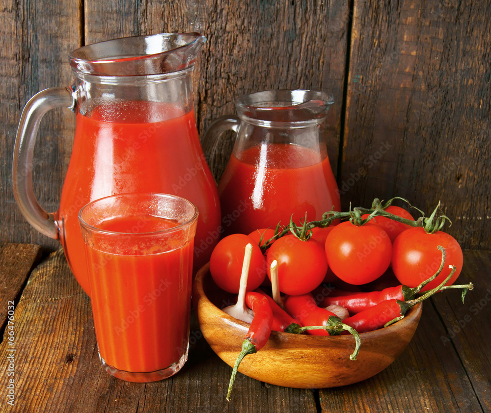 Tomatoes and juice Tomatoes and juice