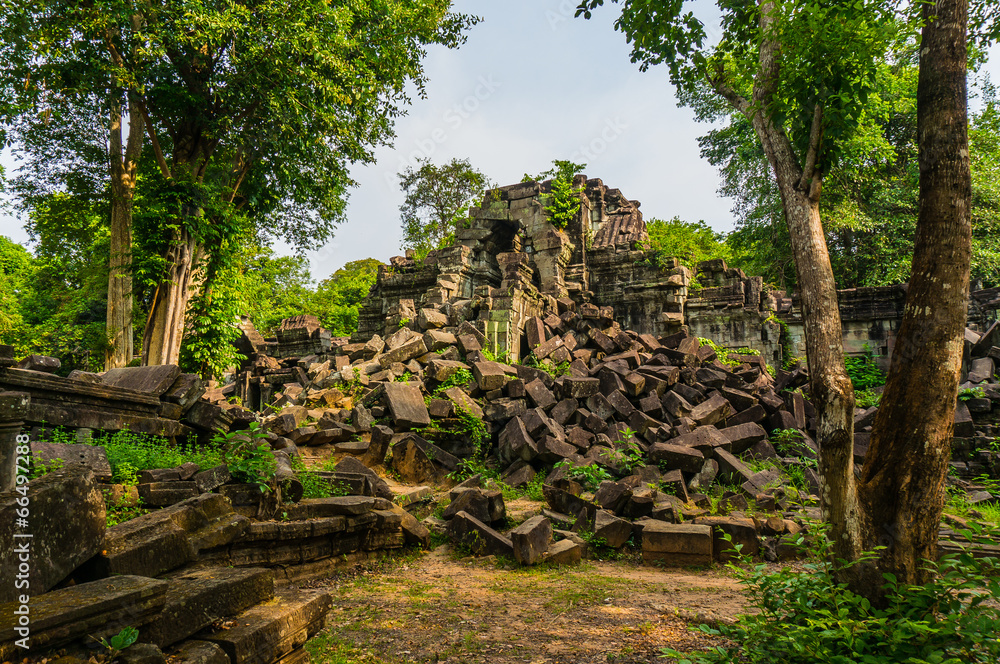 Obraz premium Beng Mealea Entrance in Siem Reap, Cambodia