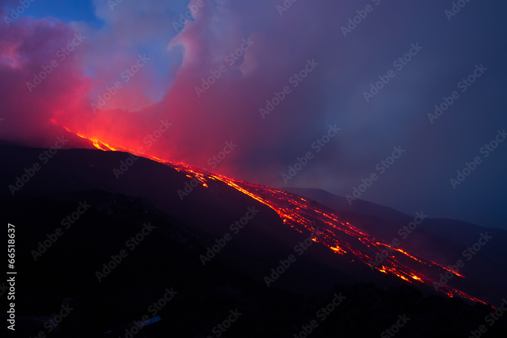 Eruption volcano Etna
