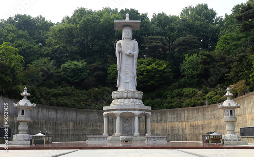 Photography Bongeunsa temple at Gangnam district in Seoul, South Korea