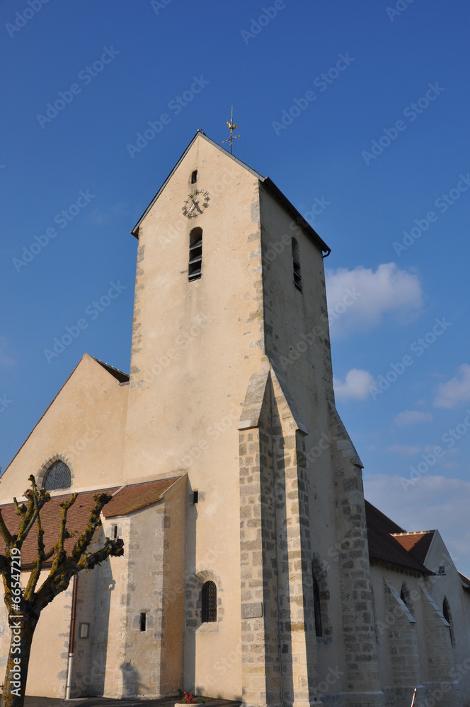 Fototapeta premium Eglise Saint-Pierre d'ATTRAY