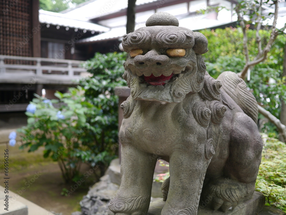 白山神社の狛犬