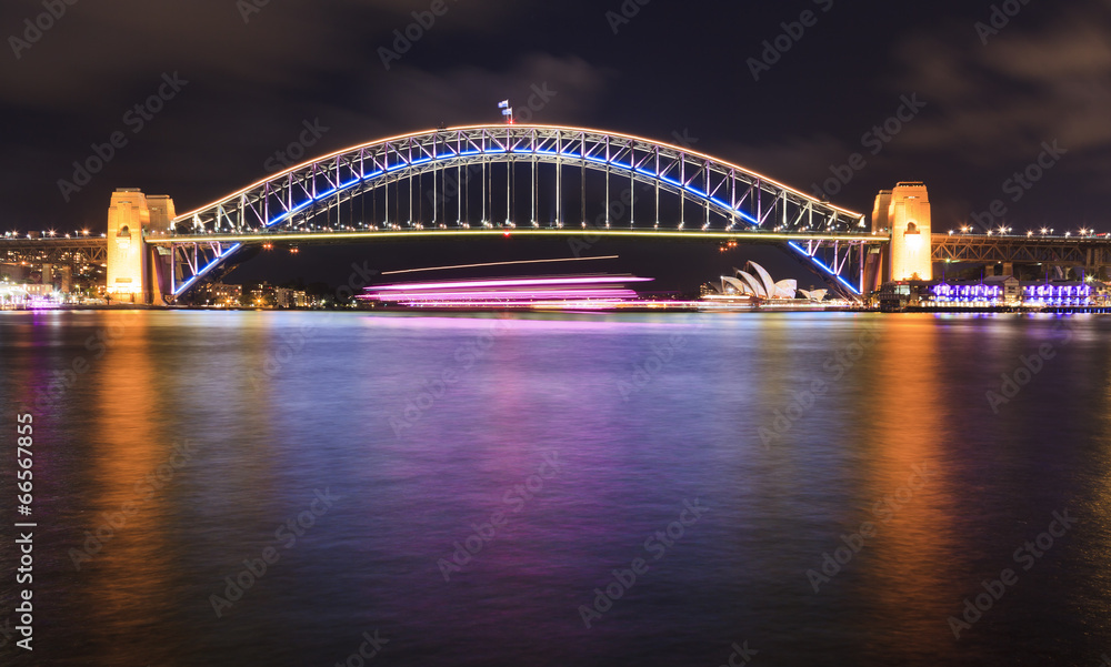 Sydney Vivid Bridge Side03 Pan